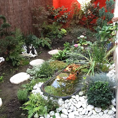 La Bourgogne En Bed and Breakfast Λιλ